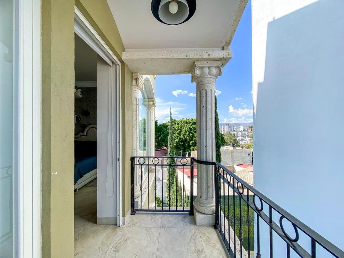 Апартаменты Lujoso Departamento En Леон Экстерьер фото