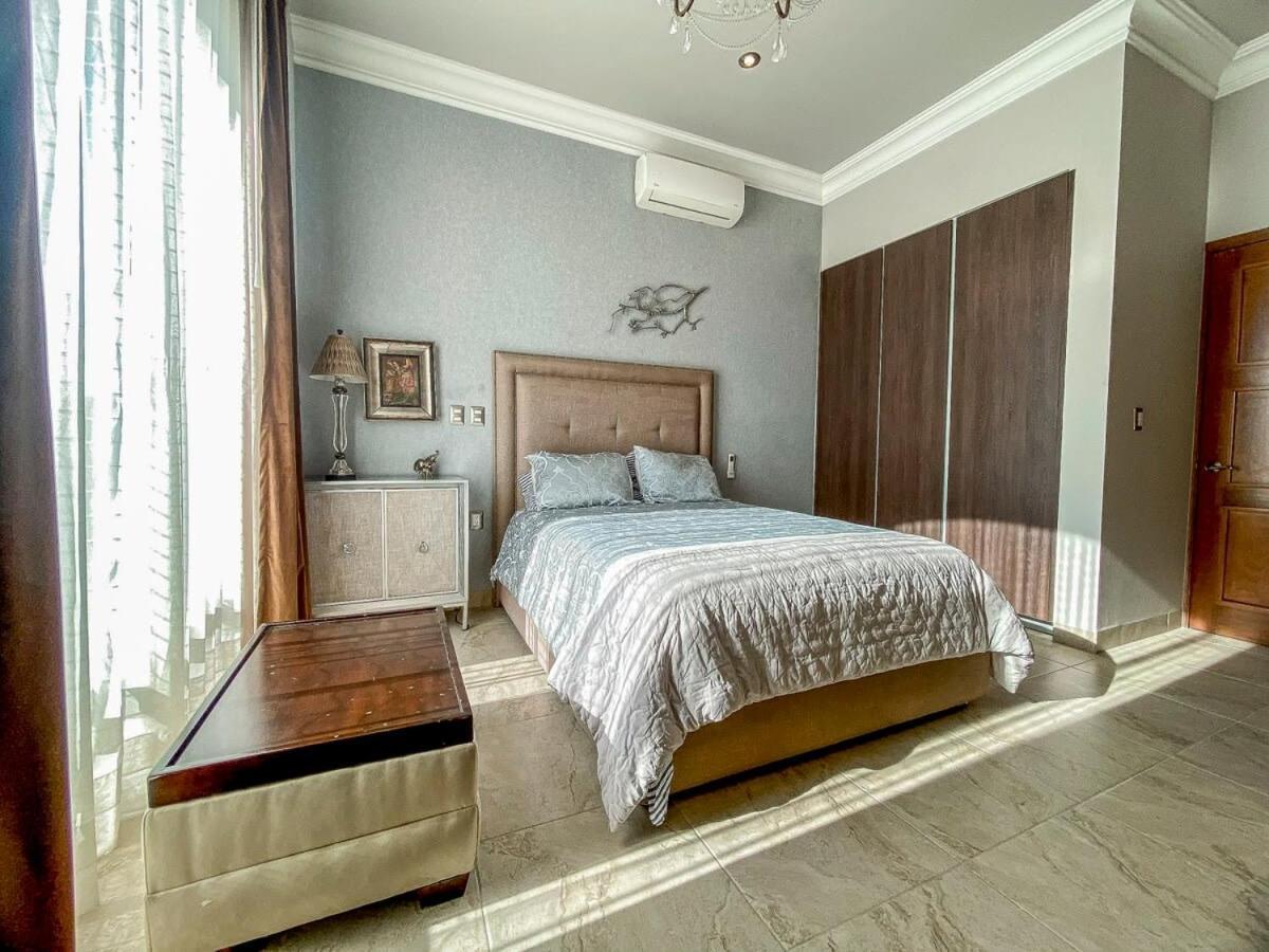 Апартаменты Lujoso Departamento En Леон Экстерьер фото